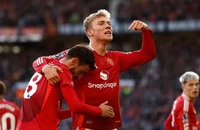 West Ham - MU: Khó khăn bủa vây