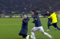 Mourinho ăn mừng điên cuồng, mỉa mai làm HLV trưởng Fenerbahce là sai lầm
