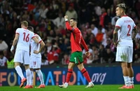 Ronaldo lập siêu phẩm, Bồ Đào Nha “hủy diệt” Ba Lan