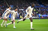 Chelsea thắng dễ Leicester City