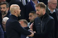 Ten Hag và Potter cạnh tranh công việc mới