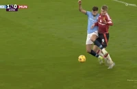 Premier League ra tuyên bố về quả phạt đền bị từ chối của MU