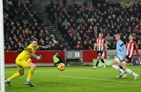 Man City bị chia điểm phút cuối, Liverpool hòa thất vọng