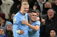 Man City lội ngược dòng, Liverpool thắng dễ