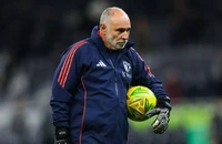 HLV 63 tuổi được Amorim nhắc đến trong lời chỉ trích Rashford là ai?