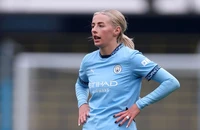 Ngôi sao tuyển Anh tuyên bố gây sốc về việc Man City chặn vụ chuyển nhượng tới MU