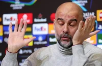 Lịch thi đấu điên rồ của Man City và Pep Guardiola phản ứng với cơn ác mộng