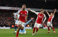 Man City thua tan nát trước Arsenal