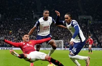 Casemiro đưa ra quyết định gây sốc về tương lai ở MU