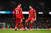 Liverpool tiếp tục gieo sầu cho Man City