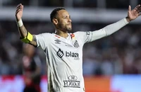 Neymar gây sốc khi đàm phán trở lại Barcelona