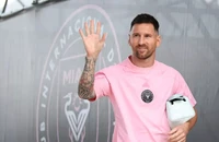 Yêu cầu chuyển nhượng của Messi bị vạch trần
