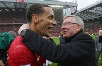 Huyền thoại MU nổi giận với lời vô lý về Sir Alex Ferguson