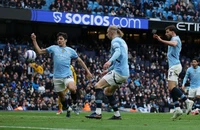Man City rời xa Top 4 Premier League