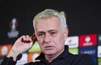 Mourinho để mắt đến ngôi sao Man City và phản ứng của Pep Guardiola