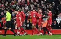 Siêu máy tính dự đoán bảng xếp hạng Premier League 2024 - 2025