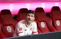 Muller chia tay Bayern Munich sau 25 năm cống hiến