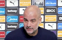 Pep Guardiola đặt ra thử thách mới cho các đối thủ ở Premier League