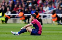 Barcelona xác nhận ca chấn thương nghiêm trọng hủy hoại tham vọng vô địch