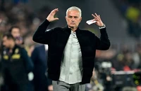 Mourinho lên tiếng về việc trở thành HLV trưởng Leeds United