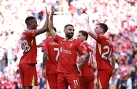 Chelsea vs Liverpool: Chào đón tân vương Premier League