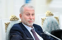 Roman Abramovich bất ngờ lên tiếng muốn trở lại Chelsea