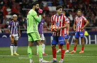 UEFA thay đổi luật vô cùng thú vị ngăn chặn thủ môn câu giờ