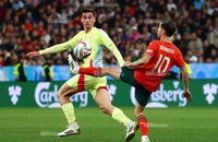 Chuyển nhượng của MU: Mbeumo, Leon, Watkins, Ruiz và 5 ngôi sao