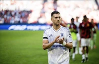 Nội bộ MU lủng củng trong trận hòa Leeds United