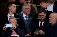 Phản ứng của Ferdinand và Carrick trước lời đáp trả tàn bạo của Sir Alex Ferguson