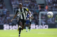 Newcastle nêu quan điểm rõ ràng về việc bán Isak cho Liverpool