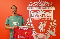 Liverpool chính thức công bố vụ chuyển nhượng bom tấn