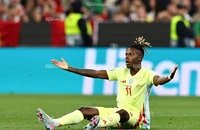 Barcelona bị chỉ trích vì chiến thuật chuyển nhượng 'bẩn thỉu'