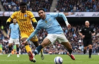 Man City ngáng đường MU trong vụ chuyển nhượng Baleba