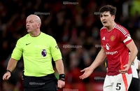 Trọng tài bắt chính trận đại chiến MU gặp Arsenal gây tranh cãi