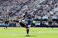 Isak có thể xé bỏ hợp đồng với Newcastle để gia nhập Liverpool