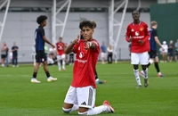 Thần đồng 14 tuổi của MU gây sốt khi lập hat-trick trong 22 phút