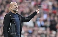 Pep Guardiola giải thích chiến thuật bất thường của Man City