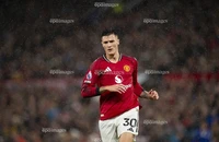 Sesko được khuyên bỏ tập để gây sức ép với MU, hé lộ mức giá bán Rashford
