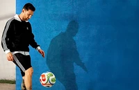 FIFA ra mắt quả bóng World Cup 2026 điều khiển bởi AI: Rõ khả năng Messi đá cúp thế giới