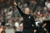 Solskjaer bí mật đàm phán công việc mới
