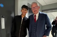 Vì sao Sir Alex Ferguson gặp thần đồng của MU?