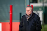 Sir Alex Ferguson xin lỗi cả đội MU vì một ngôi sao đòi ra đi
