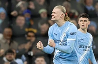 5 ngôi sao lương cao nhất Premier League: Ngồi chơi vẫn có thu nhập cao
