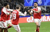 Arsenal nhận được gì khi kết thúc vòng bảng Champions League trong Top 2?