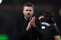 Các ngôi sao MU sững sờ trước Carrick