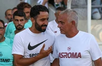 Mourinho nhắn tin cảnh báo Amorim về MU