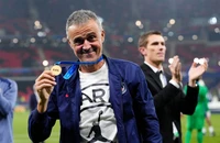 Bất đồng giữa Luis Enrique và MU bắt đầu lộ rõ