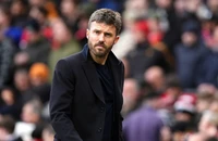 Carrick bị chỉ trích dù MU thắng Aston Villa