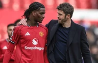 4 phương án đội hình phòng ngự của MU trước Chelsea